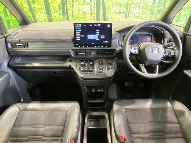ステップワゴン2.0 e:HEV スパーダ プレミアムライン