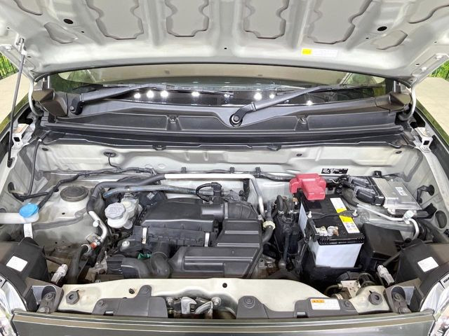 親切・丁寧な専門メカニックスタッフが応対!・車検・点検整備・事故等の修理などアフターサービスも安心。お車のカスタマイズもネクステージのサービススタッフまでご相談ください!