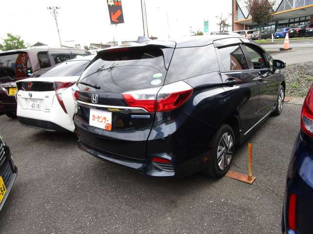 シャトル1.5 ハイブリッド X ホンダセンシング 4WD