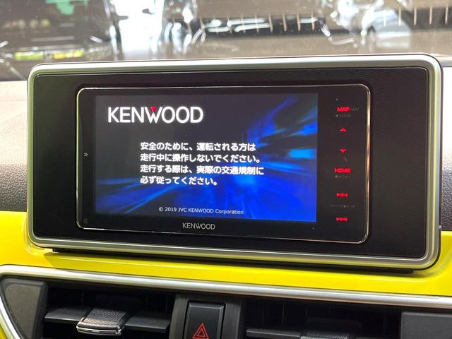 【ナビゲーション】目的地までしっかり案内してくれる使いやすいナビ。Bluetooth接続すればお持ちのスマホやMP3プレイヤーの音楽を再生可能!毎日の運転がさらに楽しくなります!!