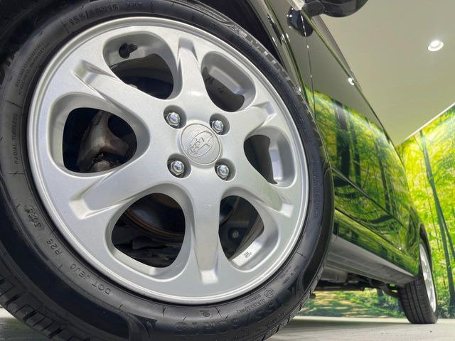 �y����15�C���`�A���~�z�C�[���z�O�ςɃ}�b�`���������A���~�z�C�[���𑕒����Ă���܂��B�e��ЊO�A���~�z�C�[����A�X�^�b�h���X�^�C�����戵�����Ă���܂��B���񂲑��k����������