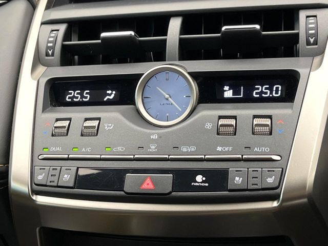 【シートヒーター&ベンチレーション】夏場は涼しい風でお尻や背中の熱やムレを防ぎ、冬はエアコンよりも早く温まってポカポカに!季節を問わず快適に過ごせます。