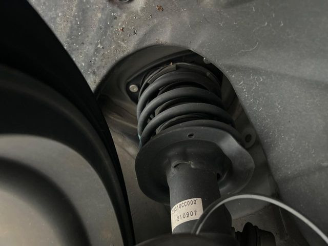下回りの劣化予防の為の防錆加工の施工も承っております。降雪地域はもちろん、沿岸部にお住いの方や、趣味でマリン・ウィンタースポーツをされる方に大変好評いただいております。