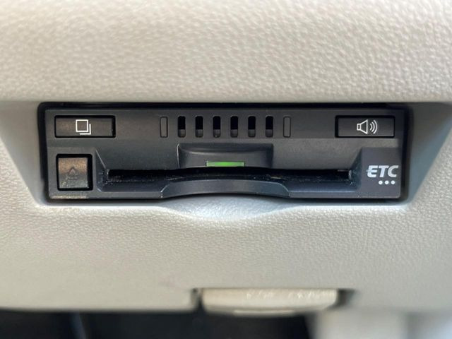 【ETC】高速道路の料金所をストレスなく通過!話題のスポットやサービスエリアに多い「スマートIC」利用時は必須のアイテムです。当店でセットアップを実施、ご納車当日からすぐにご利用いただけます!