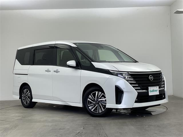 セレナ1.4 e-POWER ハイウェイスターV