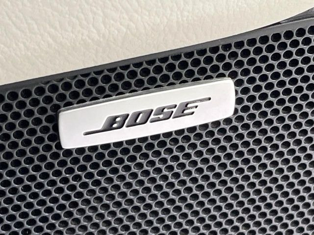 【BOSEサウンドシステム付き純正ディスプレイオーディオ】充実のナビ機能はもちろん、高度なチューニング能力が搭載されており、高音質な音楽をお楽しみいただけます♪