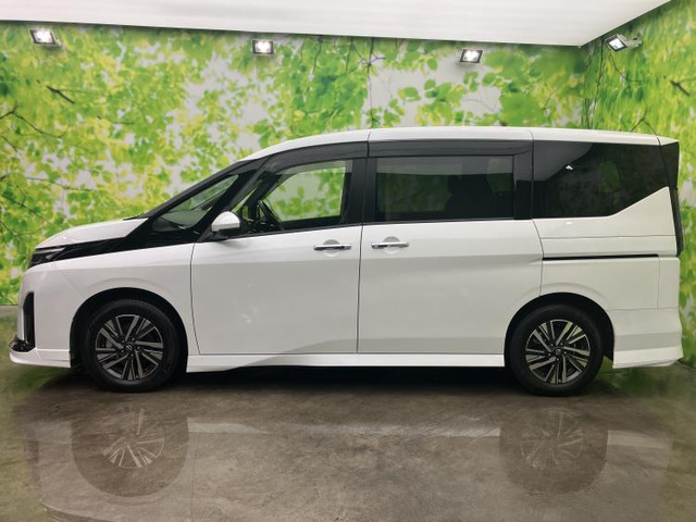 セレナ1.4 e-POWER ハイウェイスターV