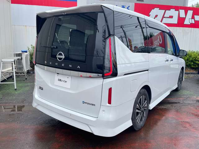 セレナ1.4 e-POWER ハイウェイスターV