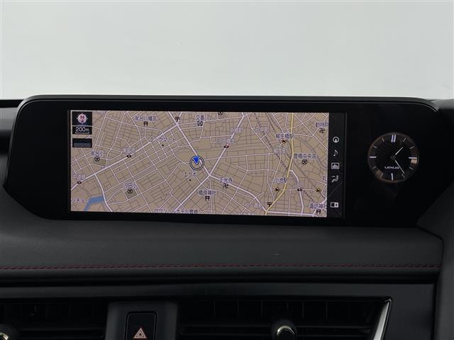 UX200 Fスポーツ