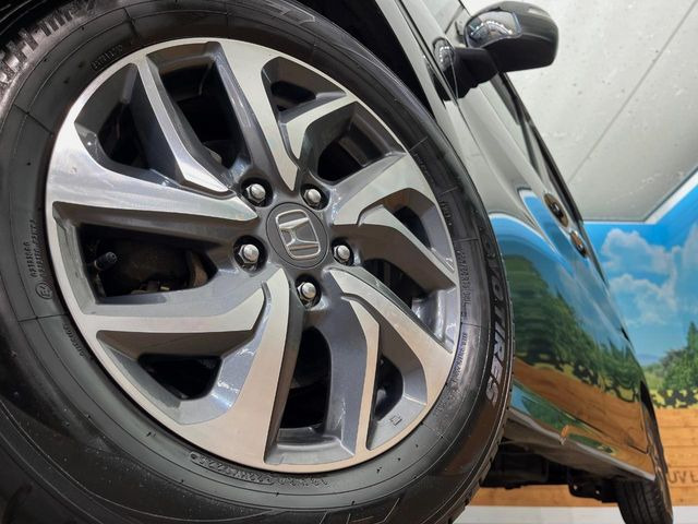 �y����16�C���`�A���~�z�C�[���z�O�ςɃ}�b�`���������A���~�z�C�[���𑕒����Ă���܂��B�e��ЊO�A���~�z�C�[����A�X�^�b�h���X�^�C�����戵�����Ă���܂��B���񂲑��k����������