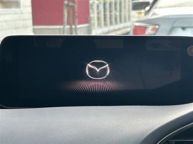 MAZDA3ファストバック1.8 XD ブラックトーンエディション 4WD