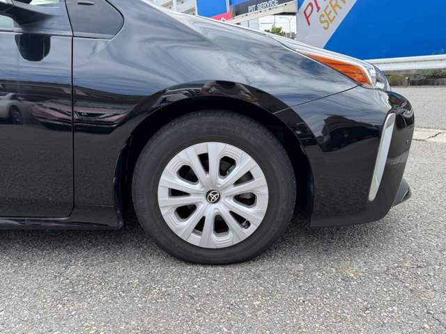 弊社は、お客さまのニーズにお応え出来るよう、豊富な車種を取り揃えております。お乗り換えの際も、是非、よろしくお願いいたします。