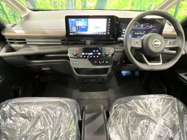 セレナ1.4 e-POWER ハイウェイスターV