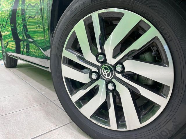 �y����14�C���`�A���~�z�C�[���z�O�ςɃ}�b�`���������A���~�z�C�[���𑕒����Ă���܂��B�e��ЊO�A���~�z�C�[����A�X�^�b�h���X�^�C�����戵�����Ă���܂��B���񂲑��k����������