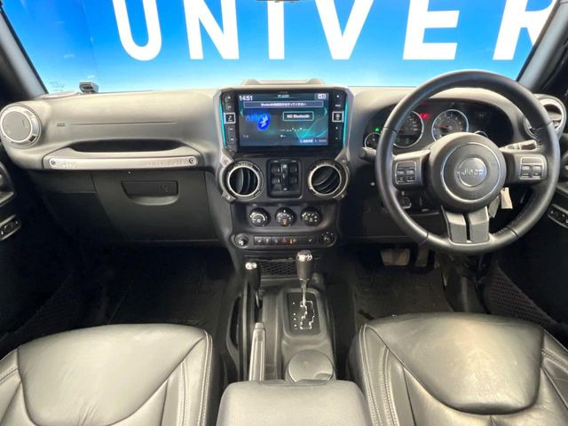 ラングラーアンリミテッド サハラ 4WD
