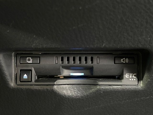 【ETC】高速道路の料金所をストレスなく通過!話題のスポットやサービスエリアに多い「スマートIC」利用時は必須のアイテムです。当店でセットアップを実施、ご納車当日からすぐにご利用いただけます!