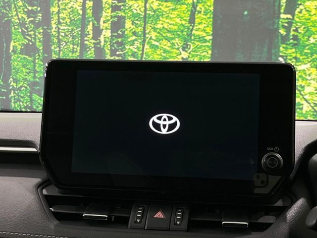 【ナビ機能付10.5型ディスプレイオーディオ】ナビ機能搭載の他、お持ちのスマートフォンと連携して、ナビやbluetoothでの音楽再生が可能です♪デザインはもちろん操作性も良好!