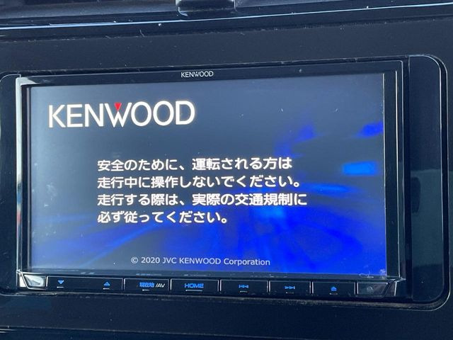 プリウス1.8 S
