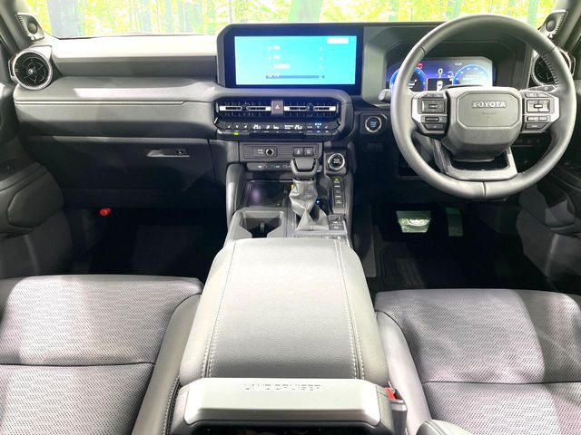 ランドクルーザー2502.8 VX ディーゼル 4WD
