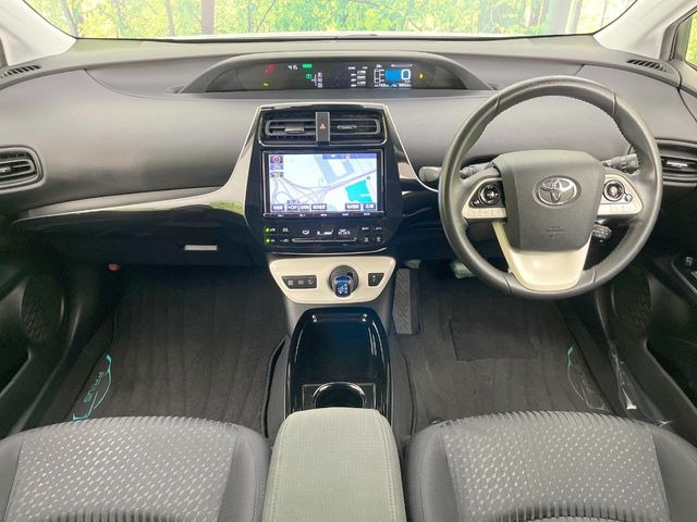 プリウス1.8 S セーフティ プラス