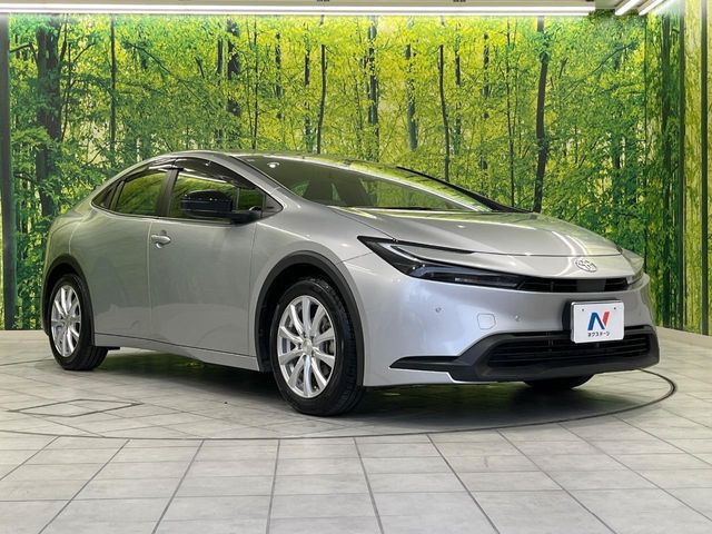トヨタ プリウス 1.8 X 258.3万円 令和5年(2023年) 富山県 中古車