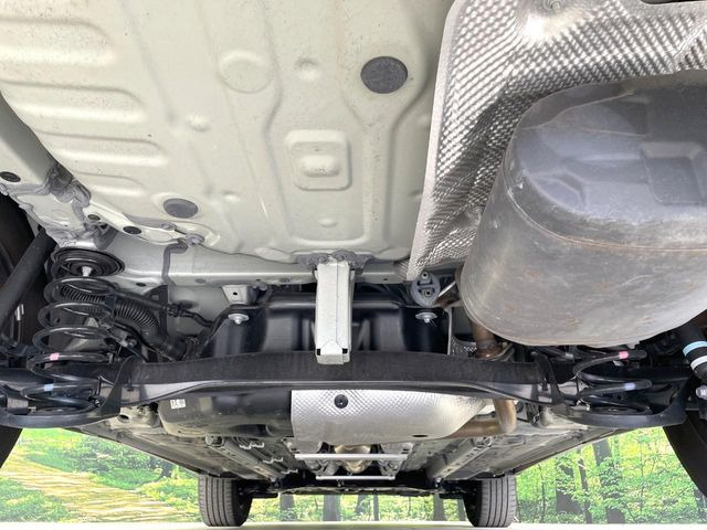 下回りがきれいなうちに、防錆加工の施工がオススメ。降雪地域はもちろん、沿岸部にお住いの方や、趣味でマリン・ウィンタースポーツをされる方にご好評いただいております。