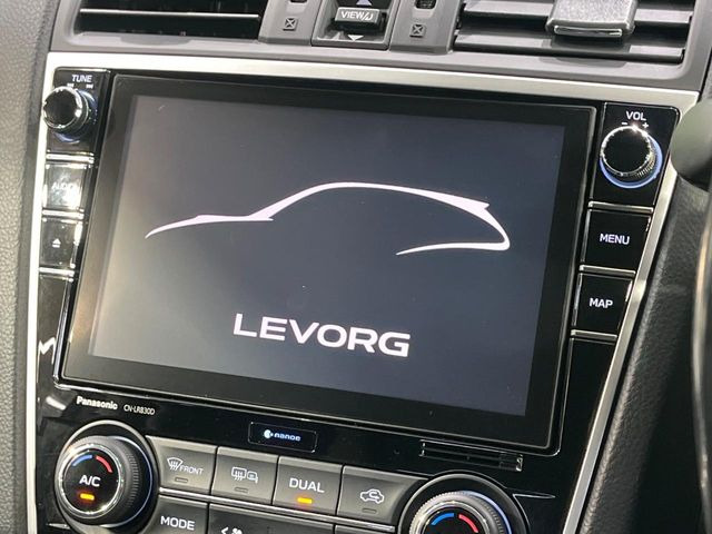 【純正8型ナビ】人気の純正ナビを装備。オーディオ機能も充実しており、Bluetooth接続すればお持ちのスマホやMP3プレイヤーの音楽を再生可能!毎日の運転がさらに楽しくなります!!
