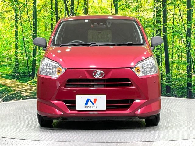 弊社では、全車『修復歴なし』のお車のみ取り扱っております。専任バイヤーによる厳選した仕入れの後、入庫後の車両チェックを行い、ネクステージが認定した高品質な中古車をご提供しております。