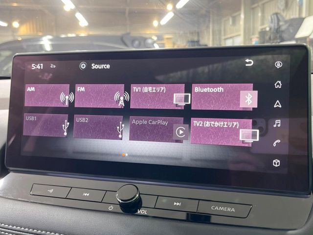 【純正12.3ナビ】人気の純正ナビを装備。オーディオ機能も充実しており、Bluetooth接続すればお持ちのスマホやMP3プレイヤーの音楽を再生可能!毎日の運転がさらに楽しくなります!!