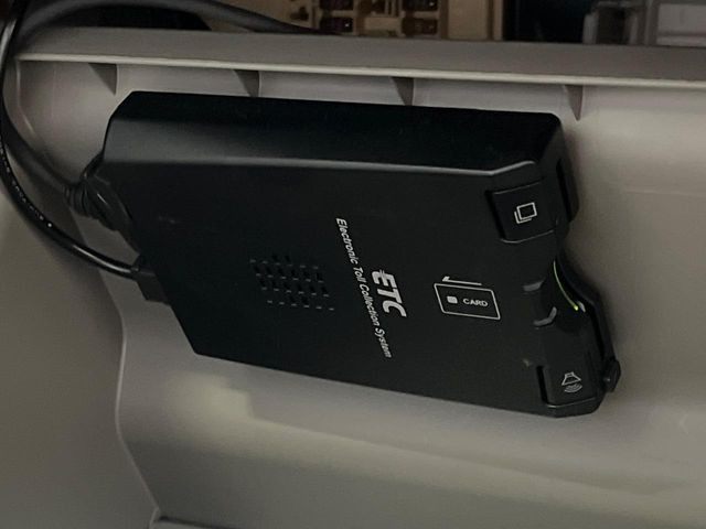 【ETC】高速道路の料金所をストレスなく通過!話題のスポットやサービスエリアに多い「スマートIC」利用時は必須のアイテムです。当店でセットアップを実施、ご納車当日からすぐにご利用いただけます!