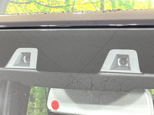 【スズキ セーフティサポート】走行中に前方の車両等を認識し、衝突しそうな時は警報とブレーキで衝突回避と被害軽減をアシスト。より安全にドライブをお楽しみいただけます。