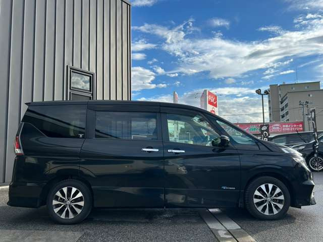 特殊なお車の制作や販売も可能です!(キッチンカーや積載車、ダンプカーやレプリカ車、バスなどなど)流行りのSUVは勿論、EV(電気自動車)やハイブリッド(PHEV含む)も納車実績がございます!何でもご相談を!