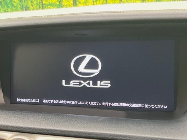 【12.3インチワイドナビ】高級感とインパクトのある大型ワイドナビを装備。各種オーディオ操作はもちろん、横長ワイド画面でのマップ2分割表示など、利便性も高いナビです♪