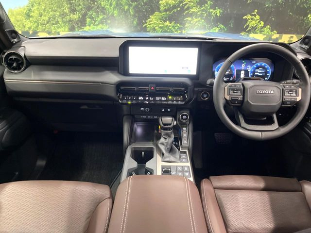 ランドクルーザー2502.8 ZX ディーゼル 4WD