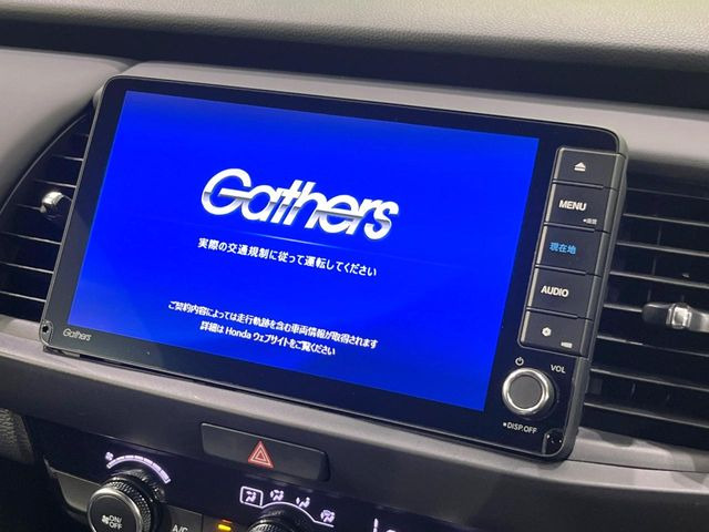 【純正9ナビ】人気の純正ナビを装備しております。ナビの使いやすさはもちろん、オーディオ機能も充実!キャンプや旅行はもちろん、通勤や買い物など普段のドライブも楽しくなるはず♪