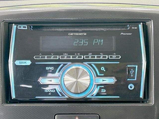 お好きな音楽を車内でお楽しみいただけます♪スピーカー交換・ウーハー追加などの音質向上や、最新ナビ・後席モニター等の取り付けも是非ご相談ください!