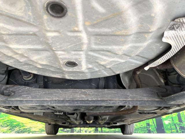 下回りがきれいなうちに、防錆加工の施工がオススメ。降雪地域はもちろん、沿岸部にお住いの方や、趣味でマリン・ウィンタースポーツをされる方にご好評いただいております。