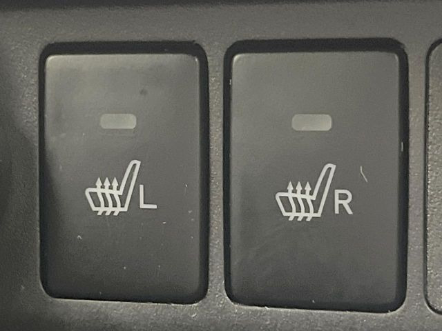 【シートヒーター】寒い日に重宝するシートヒーター!エアコンより早く温まってくれるので寒がりの人も安心ですね♪エアコンの温風は乾燥するから苦手、という方にもをおすすめです。