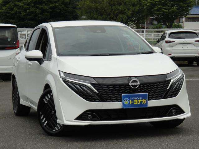 ★お安い理由は!?★ルーフ(屋根)等に薄い線キズがあります♪見えないから気にしない!というお客様に最適です!気になる方は実車でお確かめください!