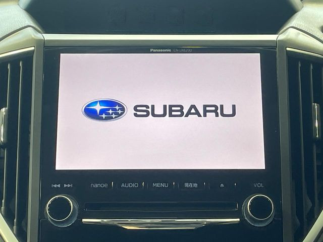【純正ビルトインナビ】インテリアに溶け込むスタイリッシュな「専用設計ナビ」を装備♪視認性や操作性など基本性能にも優れ、より上質なカーライフをお楽しみいただけます。