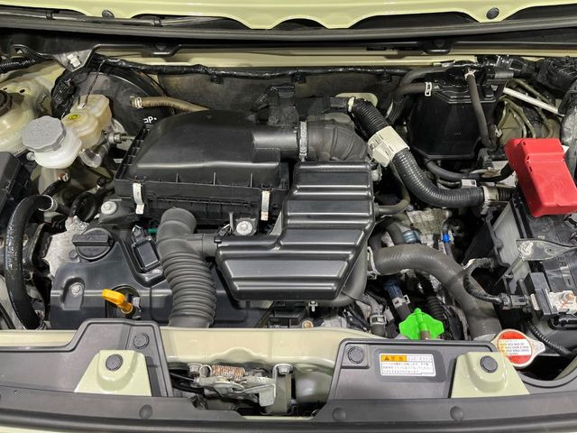 親切・丁寧な専門メカニックスタッフが応対!・車検・点検整備・事故等の修理などアフターサービスも安心。お車のカスタマイズもネクステージのサービススタッフまでご相談ください!