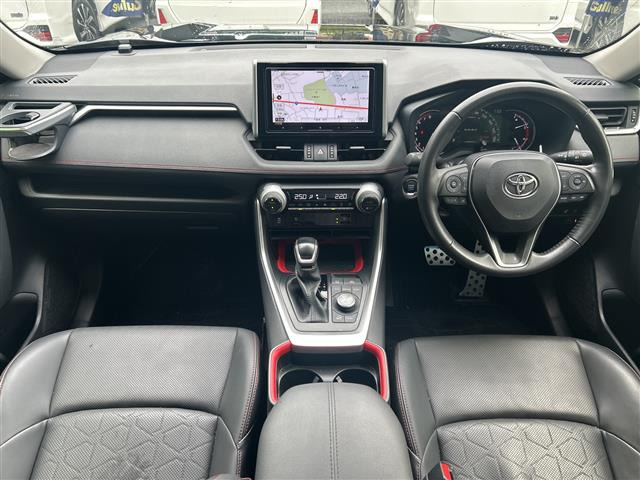 RAV42.0 アドベンチャー オフロードパッケージ 4WD