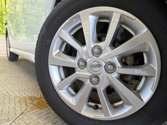 �y����14�C���`�A���~�z�C�[���z�O�ςɃ}�b�`���������A���~�z�C�[���𑕒����Ă���܂��B�e��ЊO�A���~�z�C�[����A�X�^�b�h���X�^�C�����戵�����Ă���܂��B���񂲑��k����������