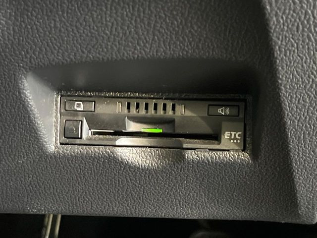 【ETC】高速道路の料金所をストレスなく通過!話題のスポットやサービスエリアに多い「スマートIC」利用時は必須のアイテムです。当店でセットアップを実施、ご納車当日からすぐにご利用いただけます!