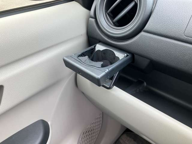 自社工場完備ですので車検、点検、修理、板金などすべてお任せください。タイヤ、オーディオなどの販売もさせて頂いております。是非、ご相談ください。