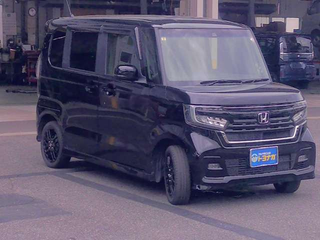 自社工場のメカニックによる車検整備を行い不良部品はすべて交換調整いたします!追加料金は頂きません!車検を受けて納車!安心して乗って頂けます!