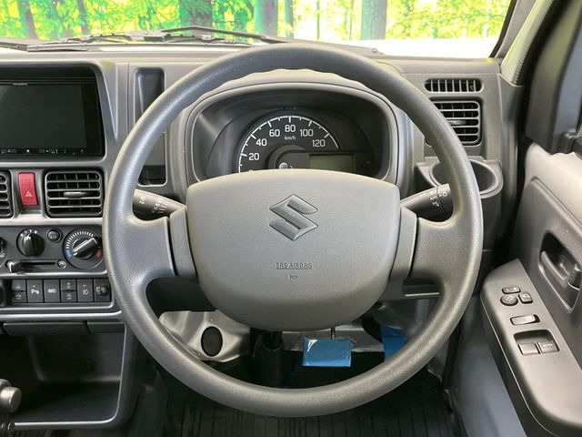 【スズキ セーフティサポート】走行中に前方の車両等を認識し、衝突しそうな時は警報とブレーキで衝突回避と被害軽減をアシスト。より安全にドライブをお楽しみいただけます。