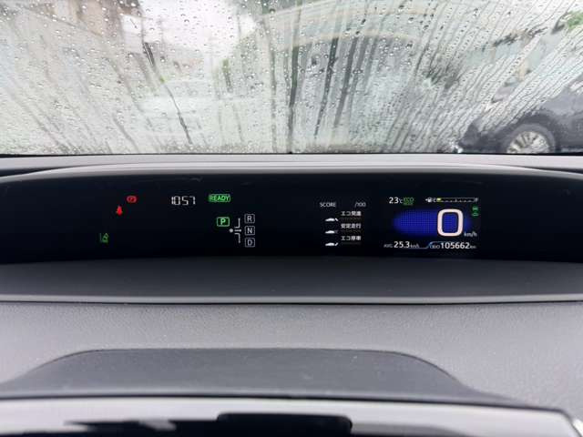 気になるお車がありましたら右の電話番号から直接お店にお問い合わせください。支払方法から車両情報、状態までなんでもご説明させて頂きます。スタッフ一同ご連絡お待ちしております。