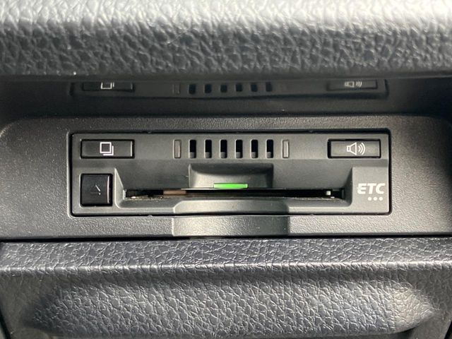 【ETC】高速道路の料金所をストレスなく通過!話題のスポットやサービスエリアに多い「スマートIC」利用時は必須のアイテムです。当店でセットアップを実施、ご納車当日からすぐにご利用いただけます!