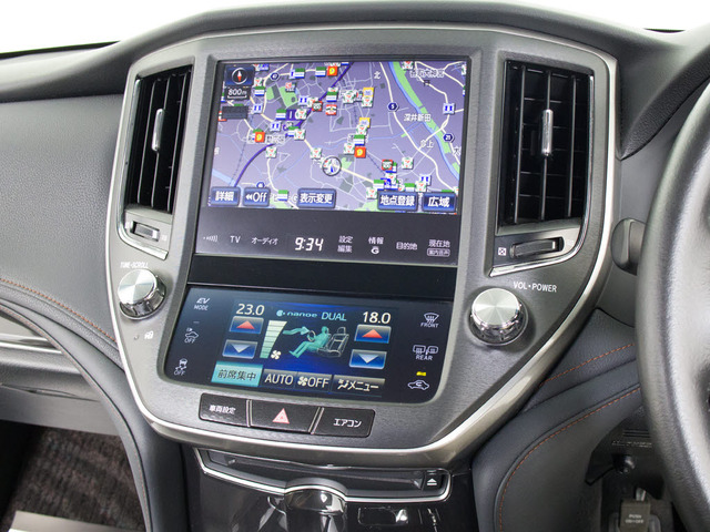 �g�����N�������Ǝv���Ă���܂���?���ۂ͑�e�ʃg�����N�ł�!���s���̒������h���C�u�����K�ł�!�܂��A�����t���X�y�[�X���������Ă���܂��̂ŁA��Ԃł��A�J�ł���̓������Ă�����育�������܂��B